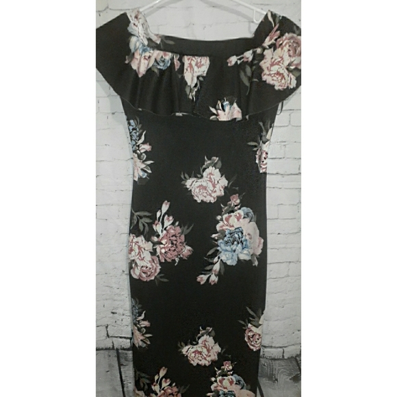 Black Floral Bodycon Dress - Picture 1 of 1
